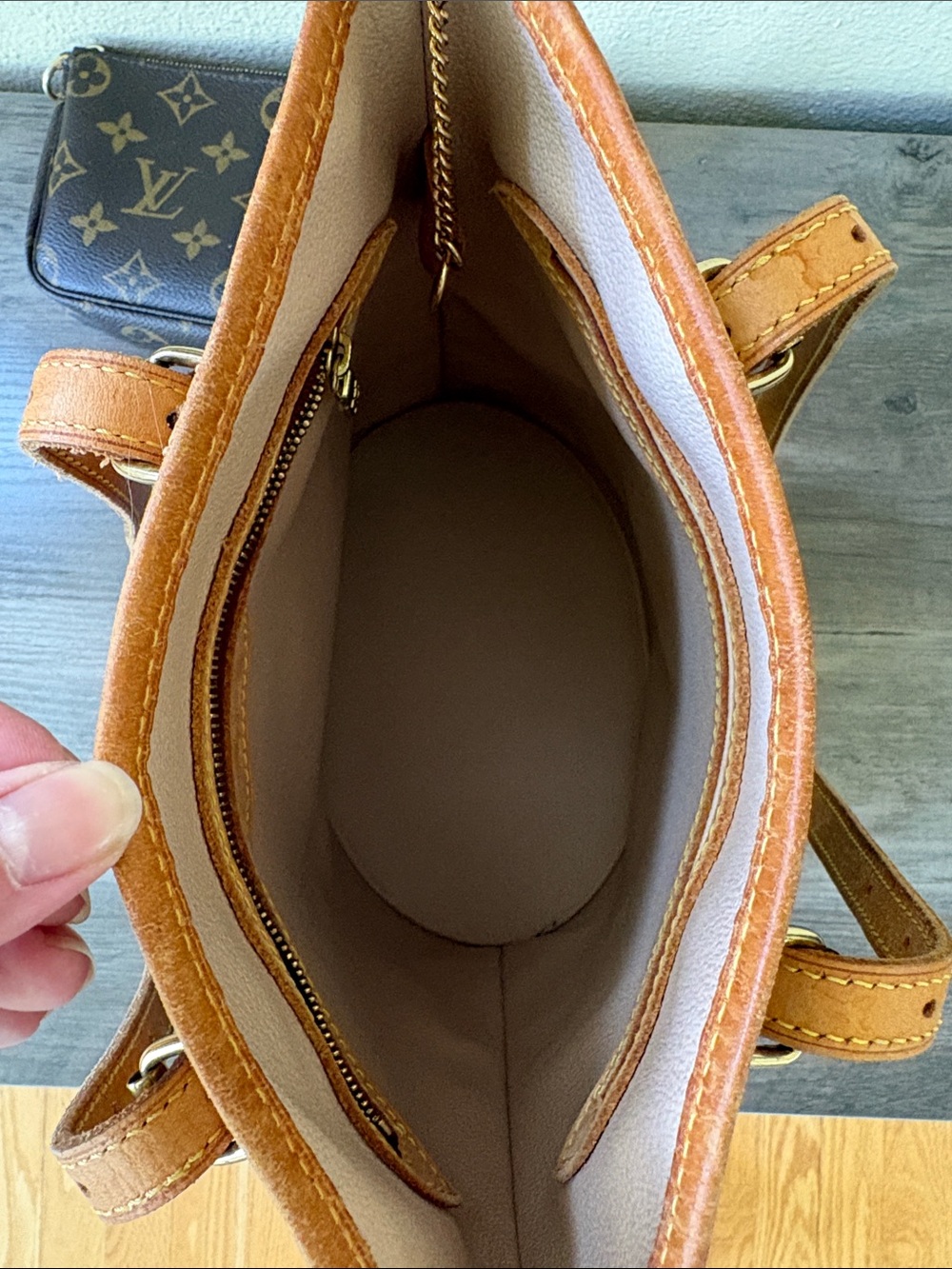 Authentic Vintage Louis Vuitton Petit Monogram Bucket PM Leather Brown Tote Bag - Picture 3 of 17